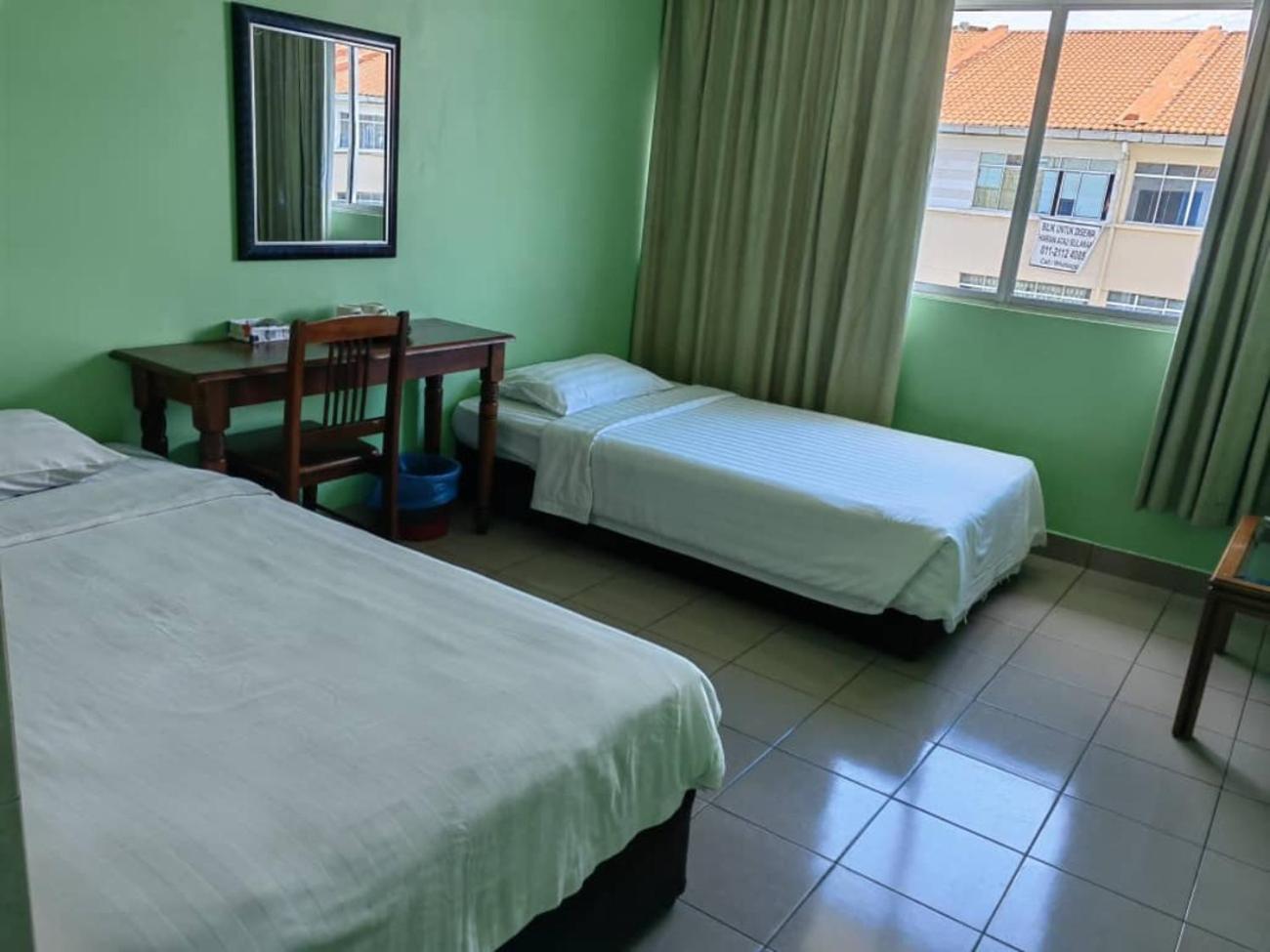 Century Hotel Inanam Кота-Кинабалу Экстерьер фото